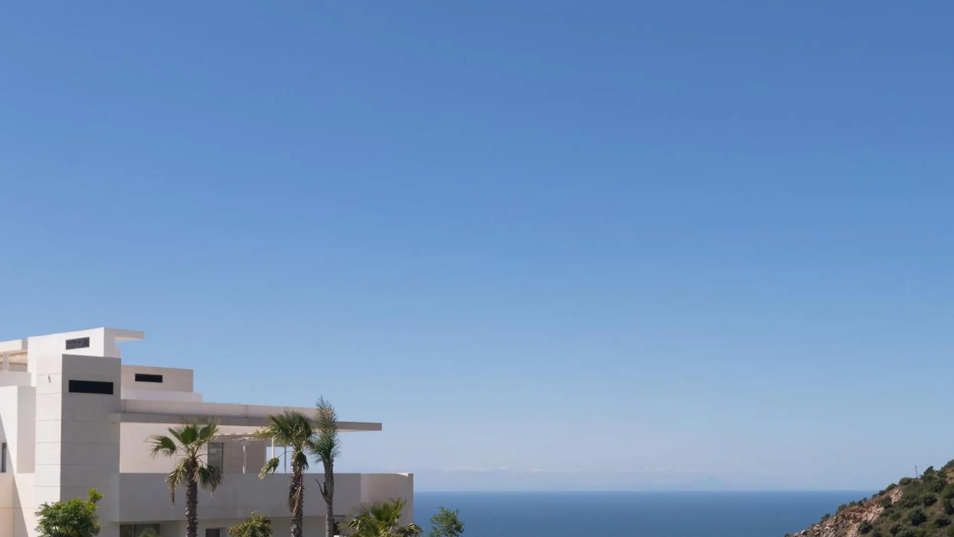 G1201 Palo Alto Two Bedroom Sea View Ojen Spain